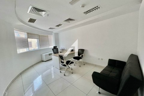 Office de 64m² en Al Barsha, UAE No. 143831 4