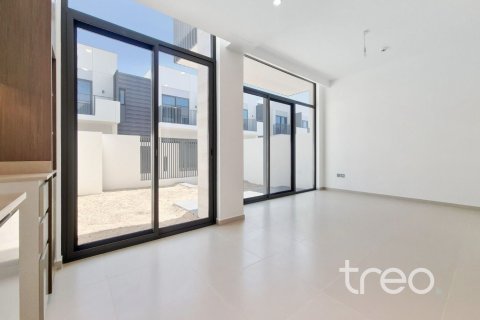 Townhouse de 3 dormitorios en Sun, UAE No. 174217 4