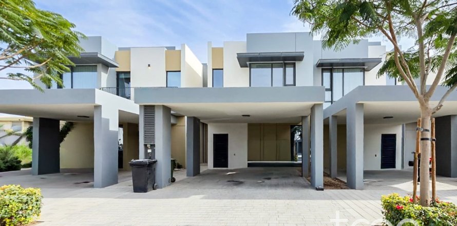 Townhouse de 3 dormitorios en The Valley, UAE No. 174221