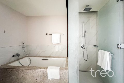 1 bedroom Apartment in Address Harbour Point, UAE No. 174219 10