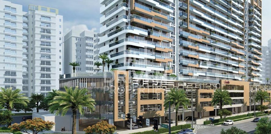 Квартира с 2 спальнями в Dubai Sports City, ОАЭ №209788