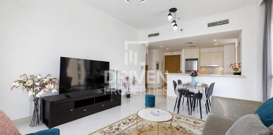 Appartement de 2 chambres à Creekside 18, UAE No. 210065