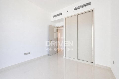 Appartement de 3 chambres à EMAAR Beachfront, UAE No. 210064 7
