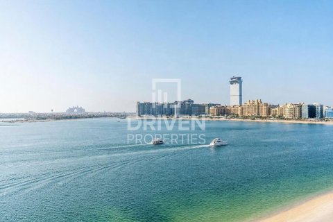 Appartement de 3 chambres à EMAAR Beachfront, UAE No. 210064 20