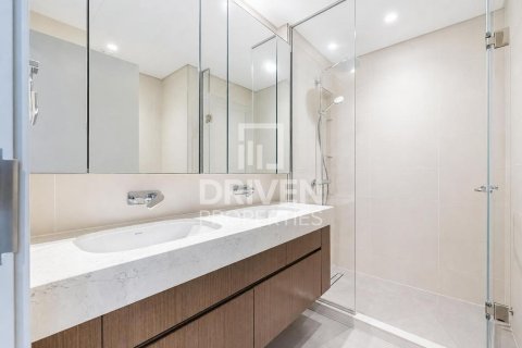 Appartement de 3 chambres à EMAAR Beachfront, UAE No. 210064 17