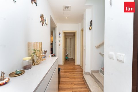 3 bedrooms Villa in Reem, UAE No. 149457 9