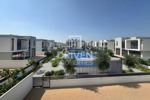 Villa de 5 dormitorios en Murooj Al Furjan, UAE No. 202746 14