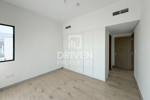 Villa de 5 dormitorios en Murooj Al Furjan, UAE No. 202746 7