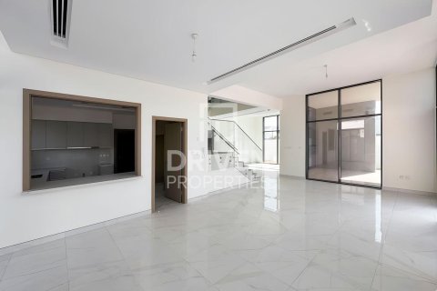 Villa de 5 dormitorios en Murooj Al Furjan, UAE No. 202746 4