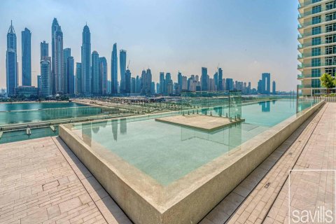 1 bedroom Apartment in EMAAR Beachfront, UAE No. 194480 3