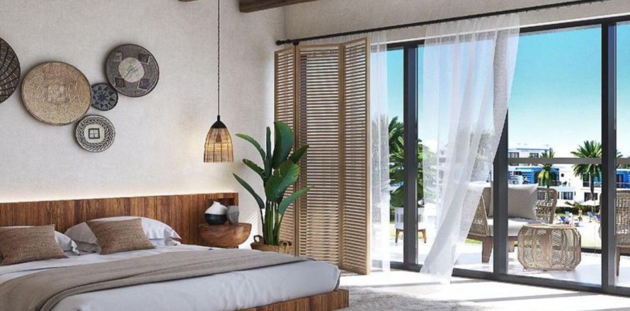 4 bedrooms Townhouse in Dubai, UAE No. 142482