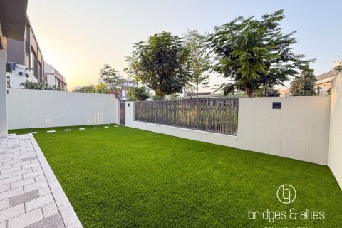 Villa de 4 dormitorios en Tilal Al Ghaf, UAE No. 148170 10