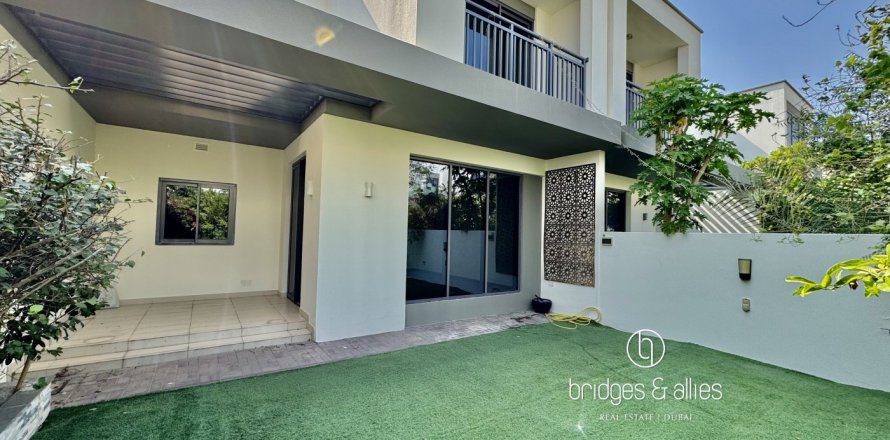 3 bedrooms Villa in Dubai Hills Estate, UAE No. 148171