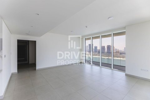 Квартира с 3 спальнями в EMAAR Beachfront, ОАЭ №192260 5