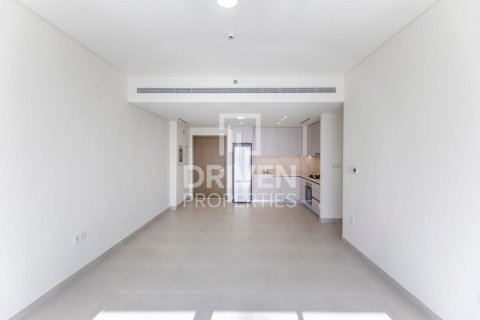 Apartment de 2 dormitorios en EMAAR Beachfront, UAE No. 192256 5