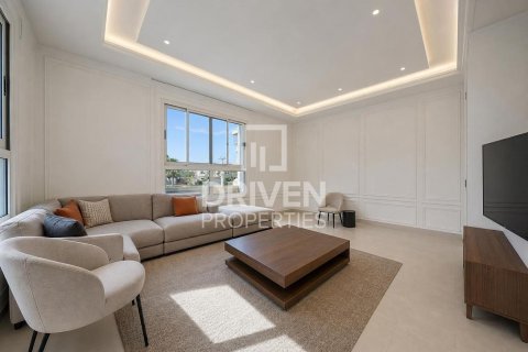 Villa de 5 chambres à Falcon City of Wonders, UAE No. 206505 3