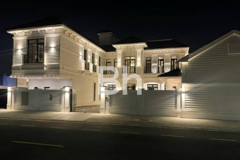 Villa de 5 dormitorios  No. 114146 30