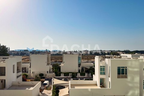 Apartment de 2 dormitorios en Acacia Avenues, UAE No. 162174 14