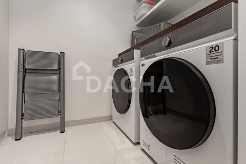 Квартира с 2 спальнями в Vida Residence, ОАЭ №162172 5