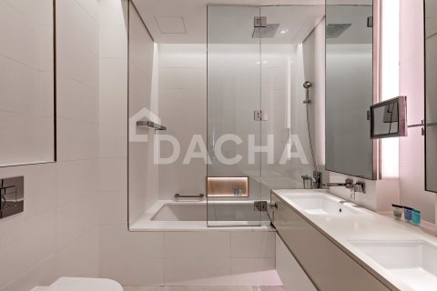 Квартира с 2 спальнями в Vida Residence, ОАЭ №162172 10