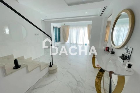 3 bedrooms Townhouse in Legacy, UAE No. 162173 6