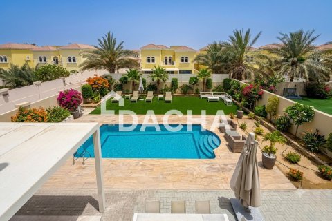 3 bedrooms Townhouse in Legacy, UAE No. 162173