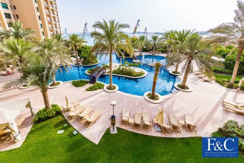 Apartment de 2 dormitorios en Palm Jumeirah, UAE No. 94898 13