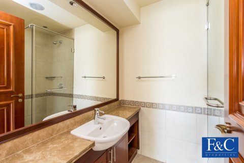 Apartment de 2 dormitorios en Palm Jumeirah, UAE No. 94898 11