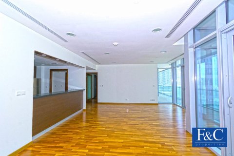 Квартира с 2 спальнями в BURJ DAMAN, DIFC, ОАЭ №94967 3