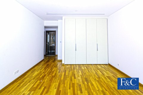 Квартира с 2 спальнями в BURJ DAMAN, DIFC, ОАЭ №94967 8