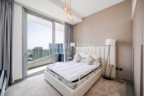 Apartment de 2 dormitorios en The Address Dubai Marina, UAE No. 143809 21