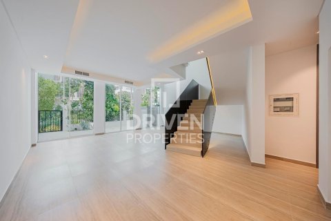 4 bedrooms Townhouse in Al Barari, UAE No. 199973