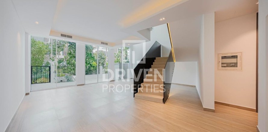 4 bedrooms Townhouse in Al Barari, UAE No. 199973