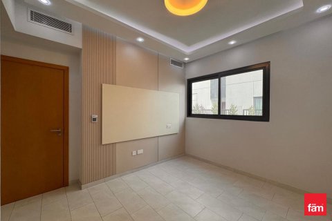 4 bedrooms Townhouse  No. 132010 13