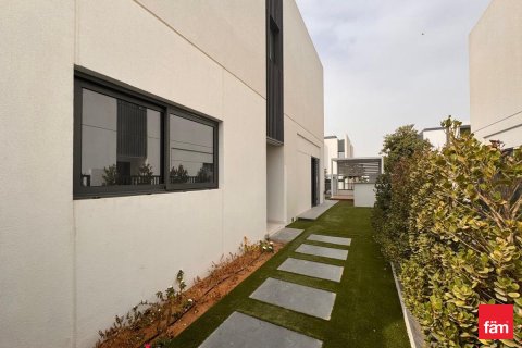 4 bedrooms Townhouse  No. 132010 17