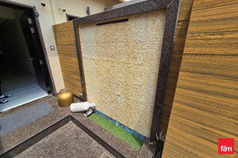 4 bedrooms Townhouse  No. 132009 11