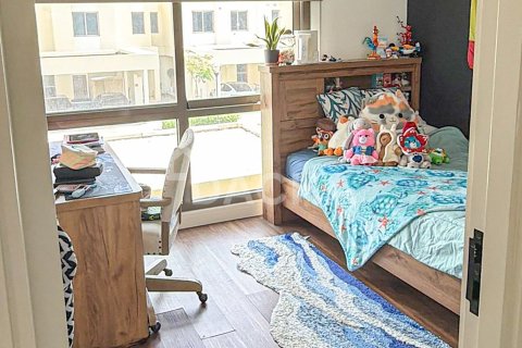 Вилла с 3 спальнями в Town Square, ОАЭ №155327 15