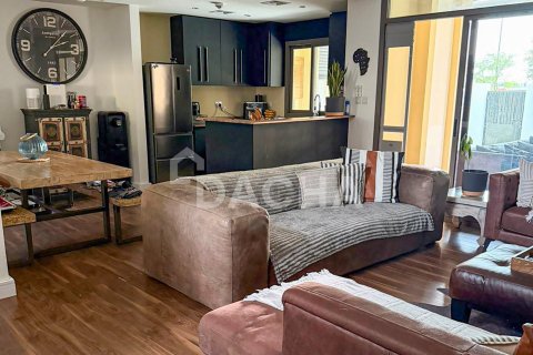 Вилла с 3 спальнями в Town Square, ОАЭ №155327 7