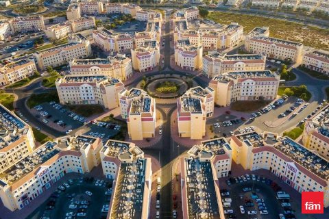 Здание 2050м² в International City, ОАЭ №141472