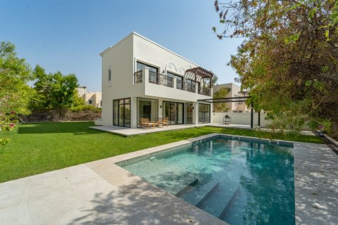Villa de 5 dormitorios en Jumeirah Village Triangle, UAE No. 210500