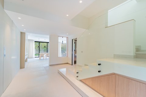 Villa de 5 dormitorios en Jumeirah Village Triangle, UAE No. 210500 12