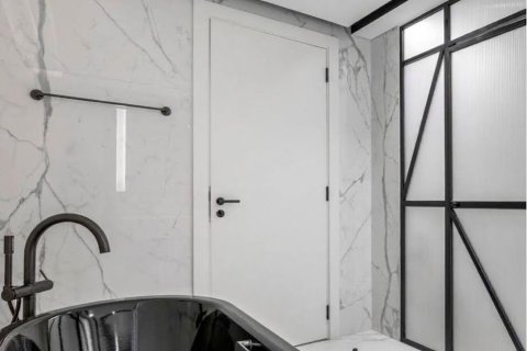 Apartment de 2 dormitorios en Jumeirah Islands, UAE No. 210499 12