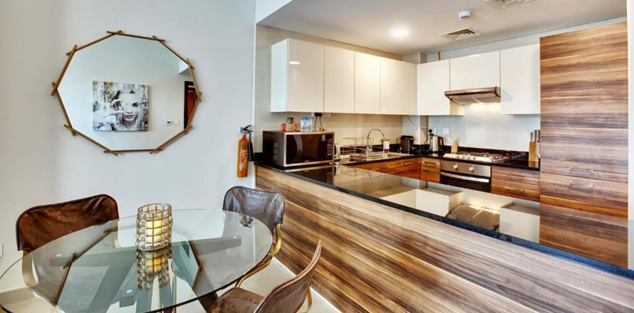 Appartement de 2 chambres à Dubai Marina, UAE No. 95201