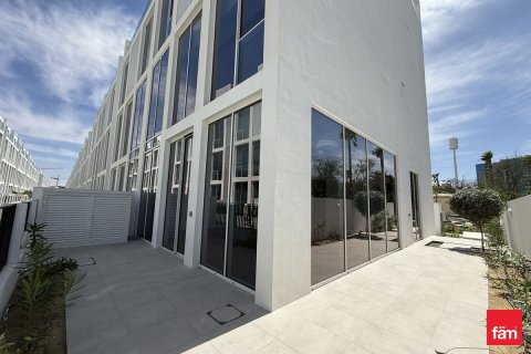 4 bedrooms Villa in Al Barari, UAE No. 163251