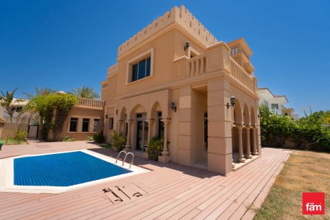 5 bedrooms Villa in Palm Jumeirah, UAE No. 163248