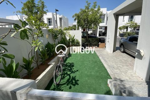 3 bedrooms Townhouse in Arabella Townhouses, UAE No. 209065 16