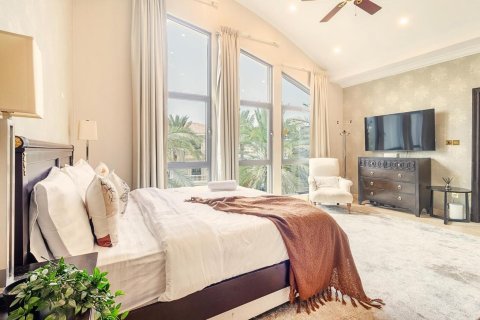 Villa de 6 chambres  No. 108020 21