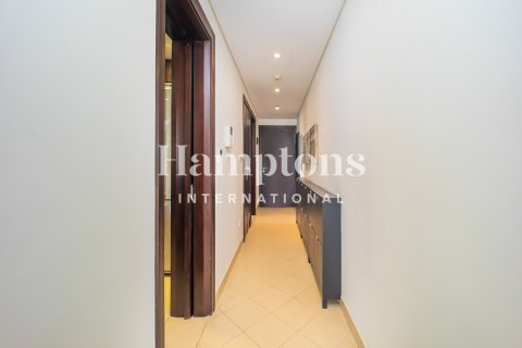 Apartment de 2 dormitorios en The Views 1, UAE No. 134645 16