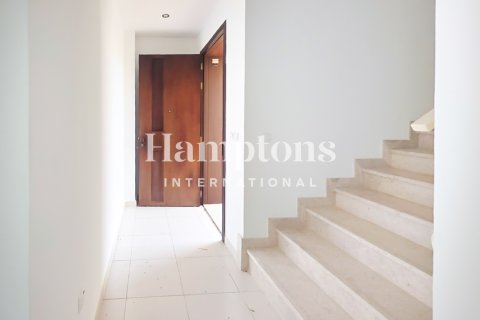 3 غرف نوم تاون هاوس  رقم 134643 4