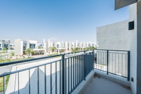 4 غرف نوم فيلا  رقم 134641 15